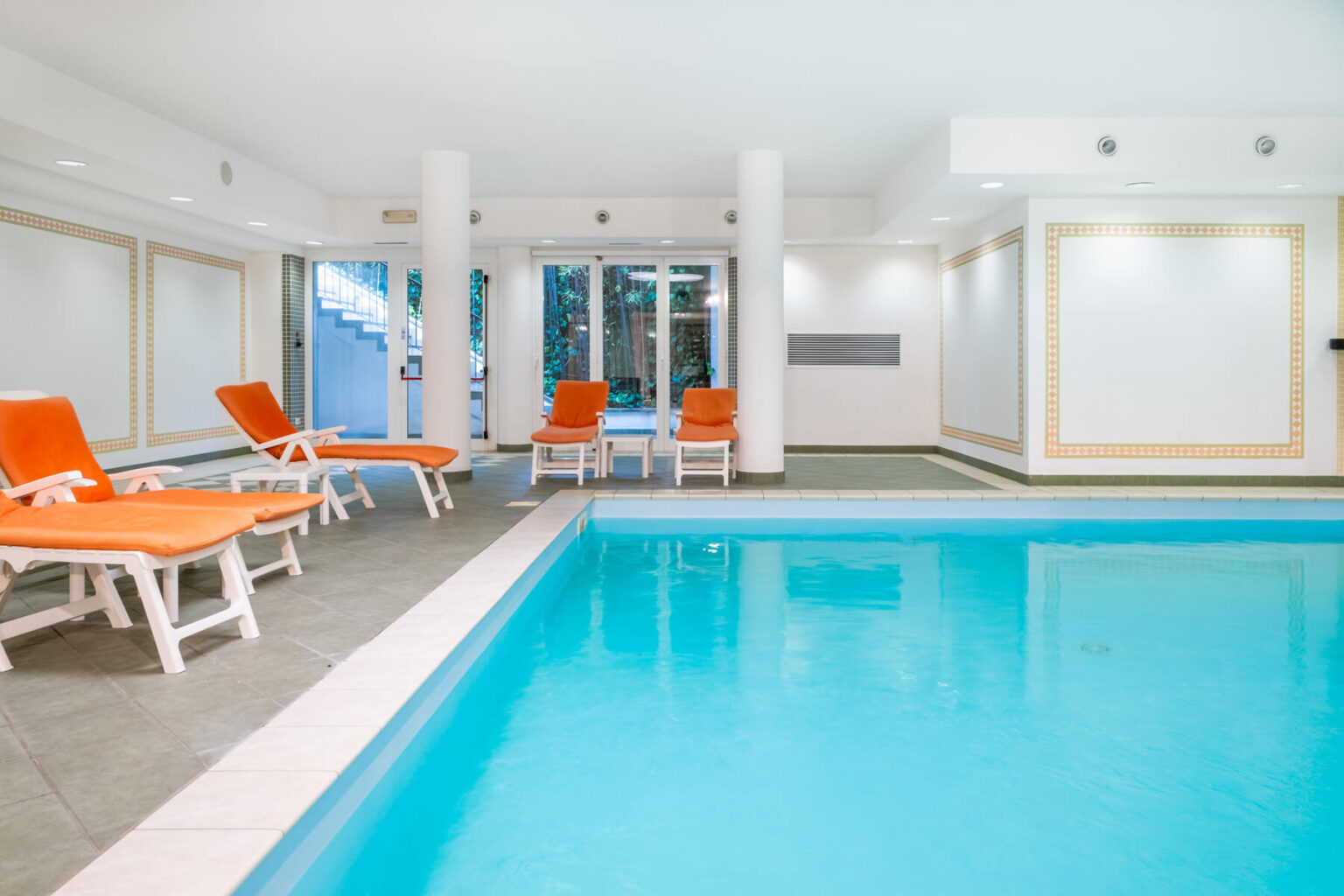 hotel-lido-la-perla-nera-stresa-29-swimming-pool