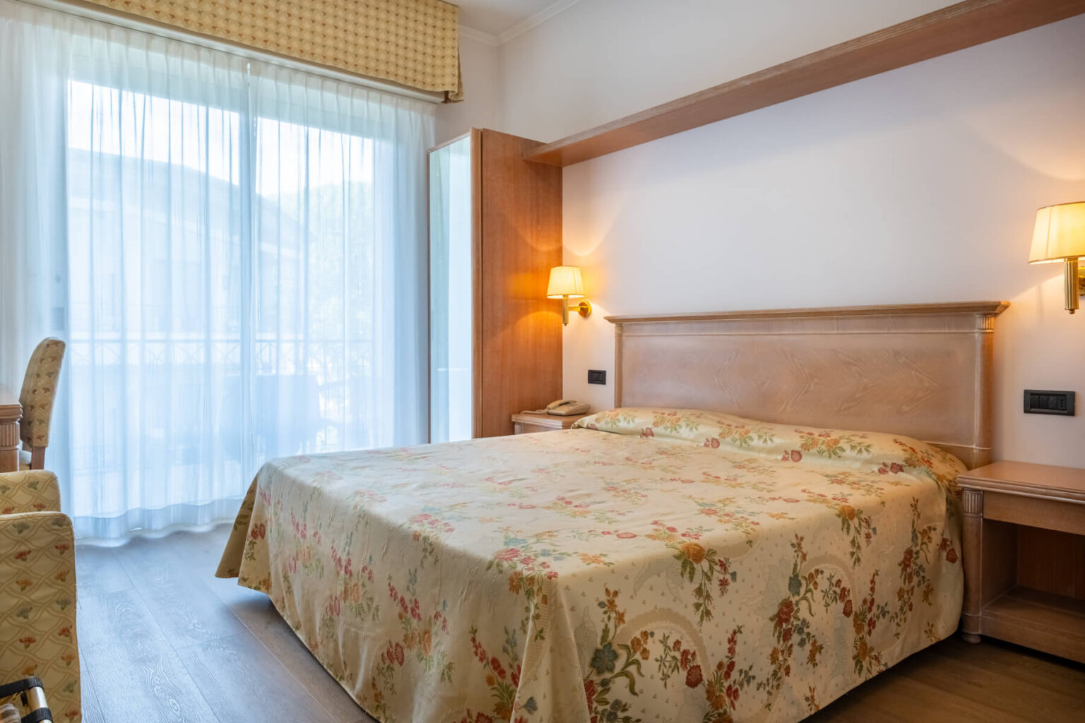 hotel-lido-la-perla-nera-stresa-room-garden-0